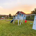 Vakantiehuis 2 Bedroom Beach Front Home In Jaroslawiec Jarosławiec