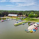 2 Bedroom Beach Front Home In Jaroslawiec Vakantiehuis *