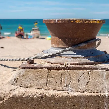 Дом отдыха Lovely In With Wifi