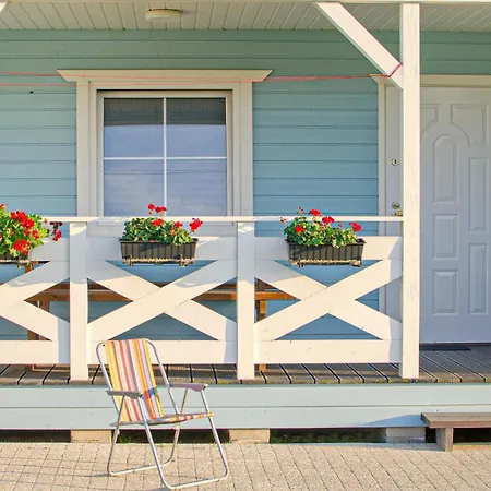 2 Bedroom Beach Front Home In Jaroslawiec Vakantiehuis Jarosławiec